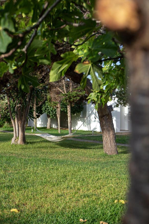 Spiaggiabella Beach Hotel Del Silenzio By Ria Hotels Torre Rinalda Bagian luar foto